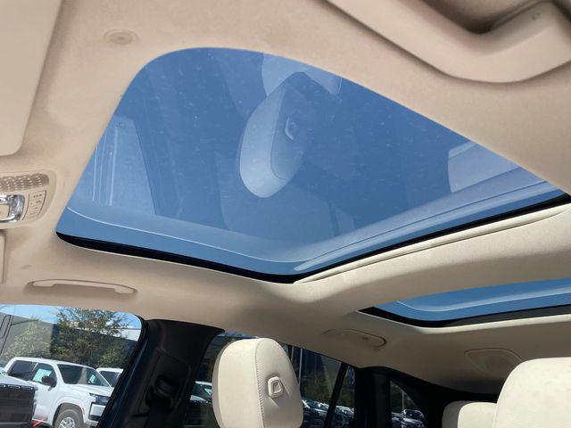 used 2021 Mercedes-Benz GLA 250 car, priced at $27,689