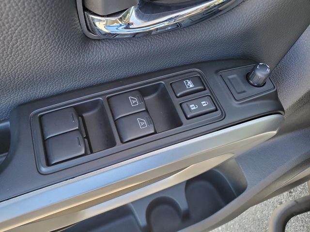 used 2024 Nissan Titan car, priced at $39,989