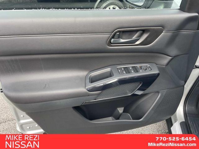 new 2025 Nissan Pathfinder car, priced at $36,890