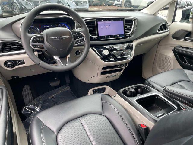 used 2024 Chrysler Pacifica car, priced at $32,989