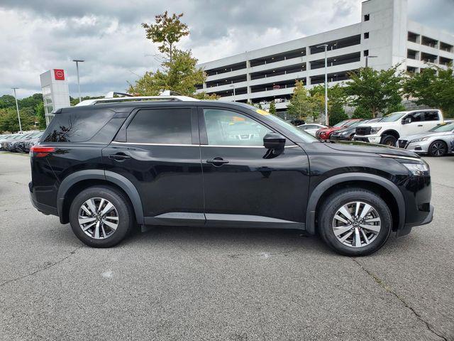 used 2022 Nissan Pathfinder car, priced at $30,989