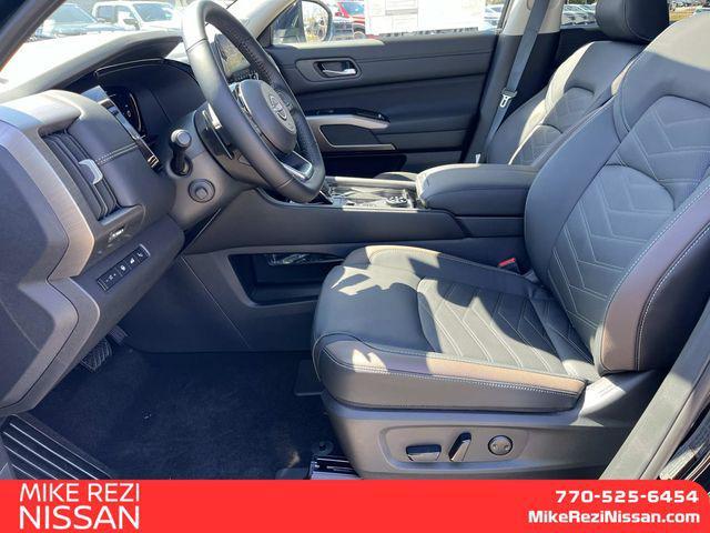 new 2025 Nissan Pathfinder car, priced at $48,739