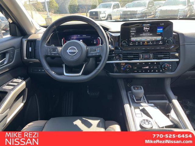 new 2025 Nissan Pathfinder car, priced at $48,739