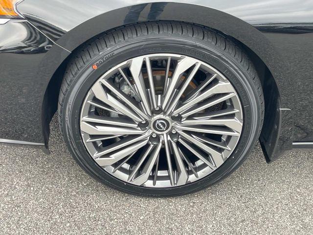 used 2023 Nissan Altima car, priced at $22,989