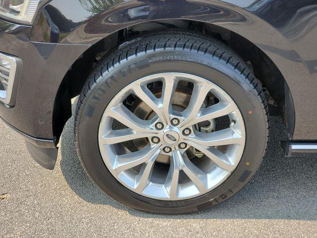 used 2019 Ford Expedition car, priced at $32,989
