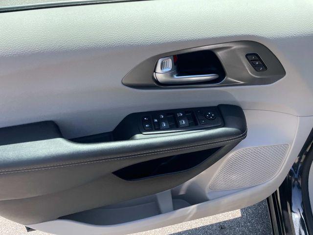 used 2023 Chrysler Pacifica car, priced at $21,989