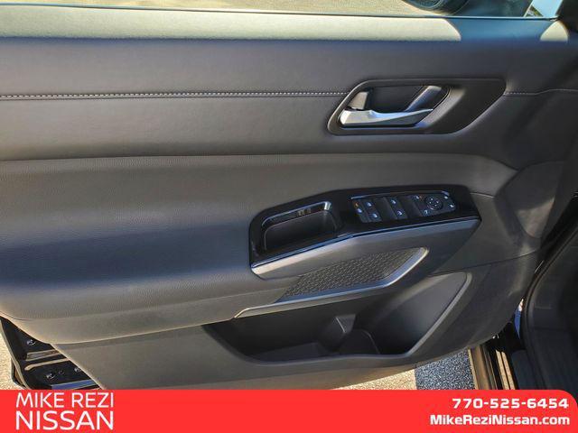 new 2025 Nissan Pathfinder car, priced at $43,210