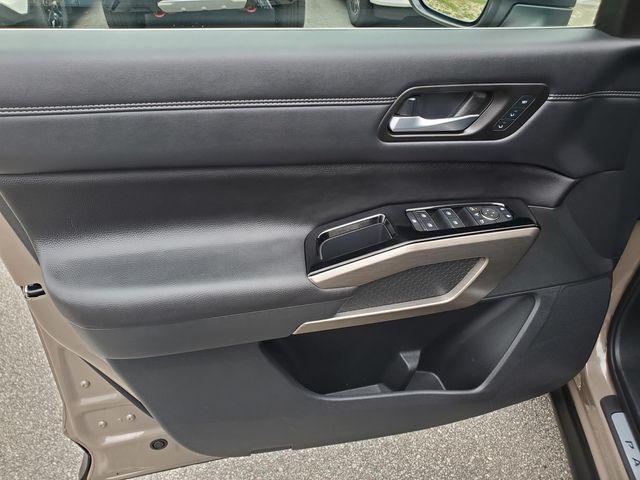 used 2025 Nissan Pathfinder car, priced at $43,989
