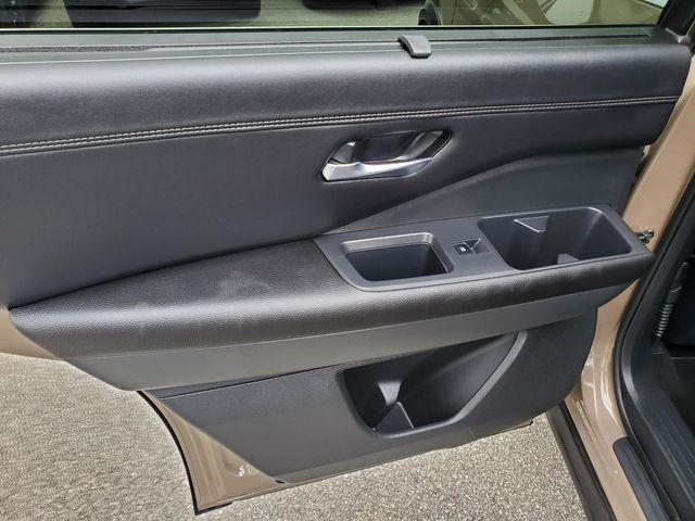used 2025 Nissan Pathfinder car, priced at $43,989