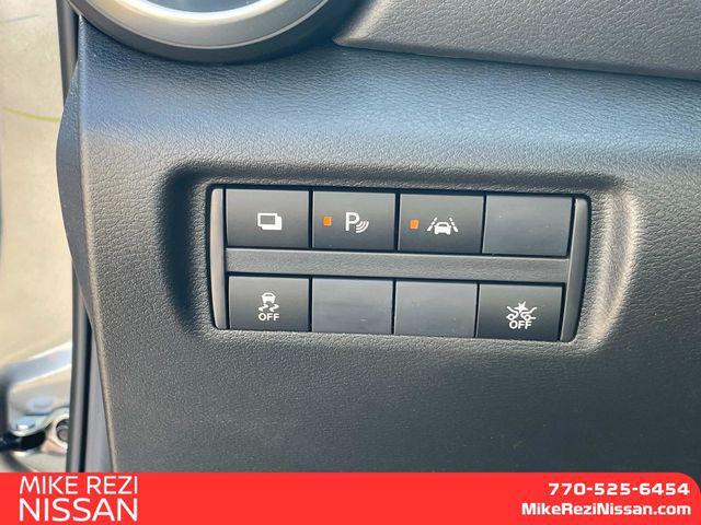 new 2025 Nissan Versa car, priced at $19,667