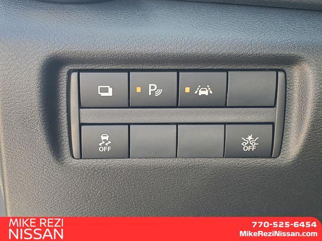 new 2025 Nissan Versa car, priced at $19,382