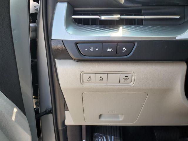 used 2023 Kia Carnival car, priced at $26,889