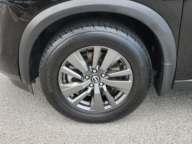 used 2022 Nissan Pathfinder car, priced at $23,989