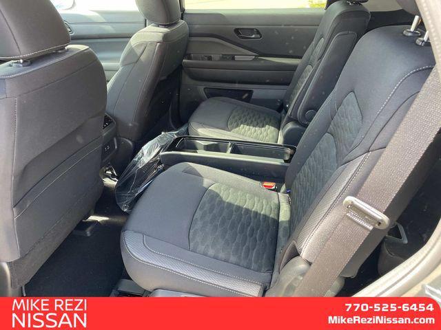 new 2025 Nissan Pathfinder car, priced at $39,775