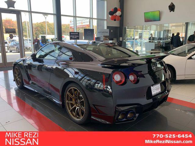 new 2024 Nissan GT-R car