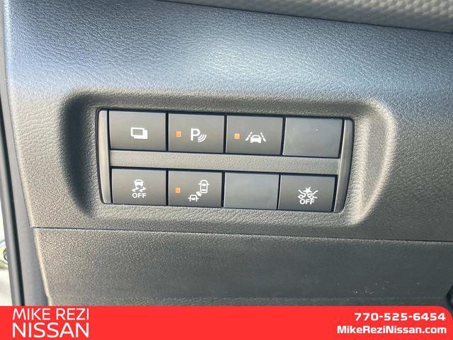 new 2025 Nissan Kicks car, priced at $22,503
