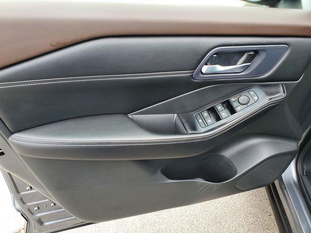 used 2023 Nissan Rogue car, priced at $21,989