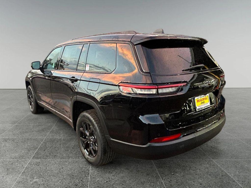 new 2025 Jeep Grand Cherokee L car, priced at $48,230