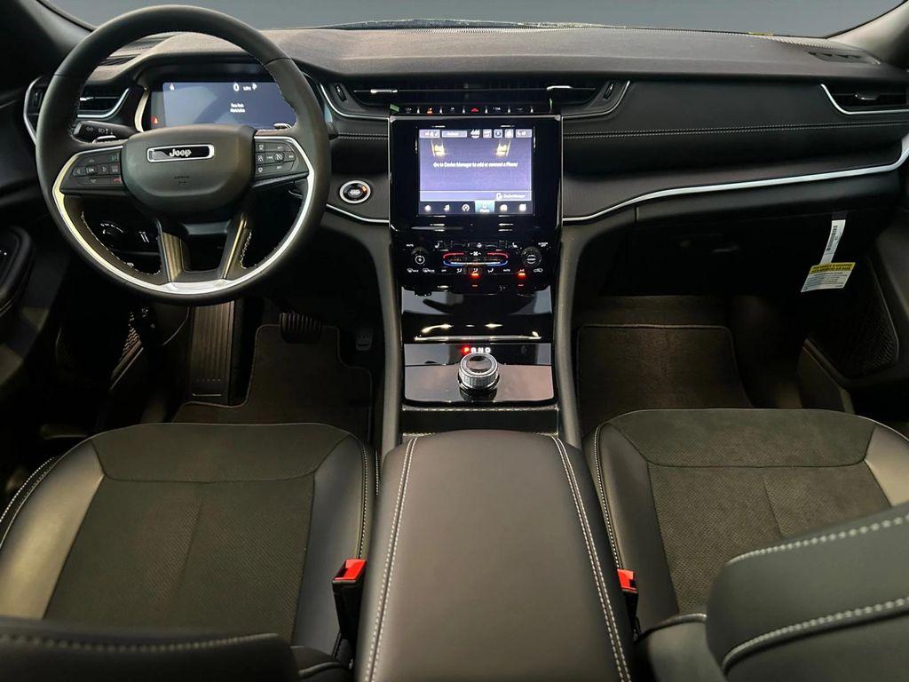new 2025 Jeep Grand Cherokee L car, priced at $48,230