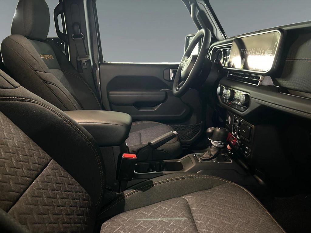 new 2025 Jeep Gladiator car, priced at $56,880