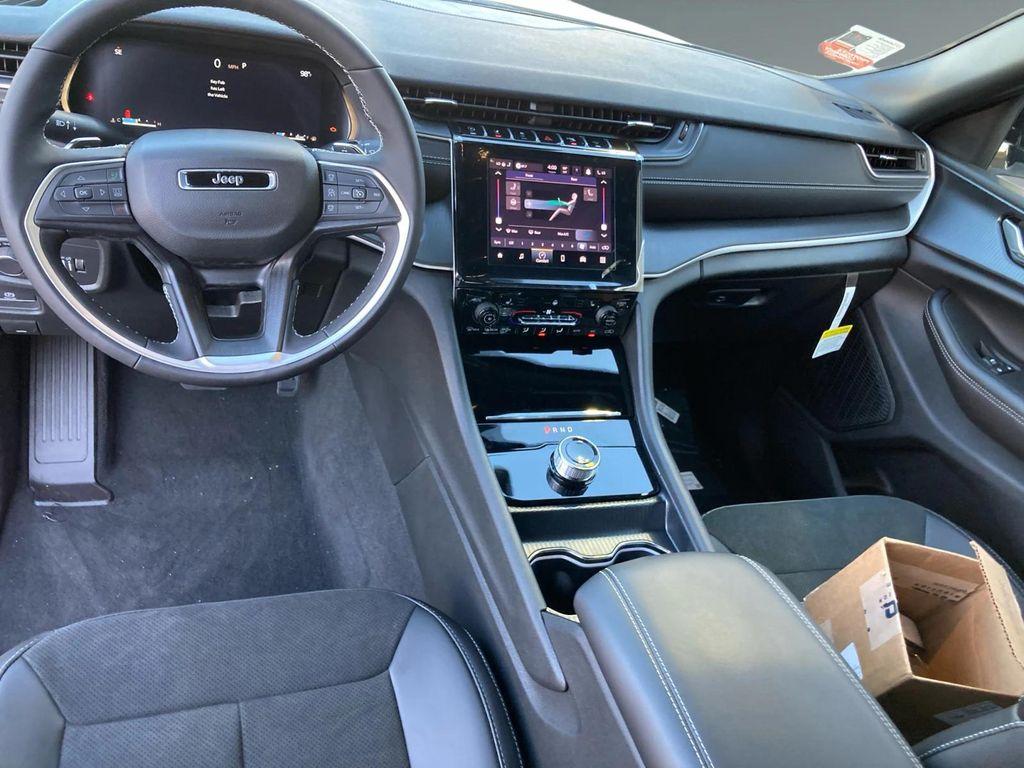 new 2025 Jeep Grand Cherokee L car, priced at $48,135