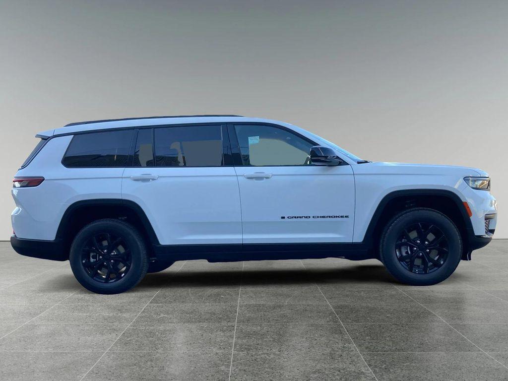 new 2025 Jeep Grand Cherokee L car, priced at $48,135