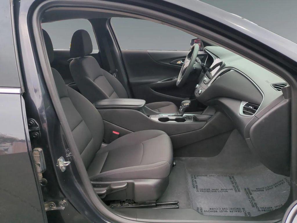 used 2023 Chevrolet Malibu car