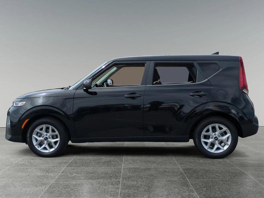 used 2022 Kia Soul car, priced at $16,900