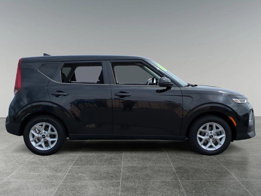 used 2022 Kia Soul car, priced at $16,900