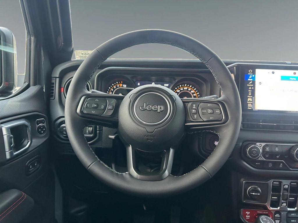 new 2025 Jeep Gladiator car, priced at $61,420