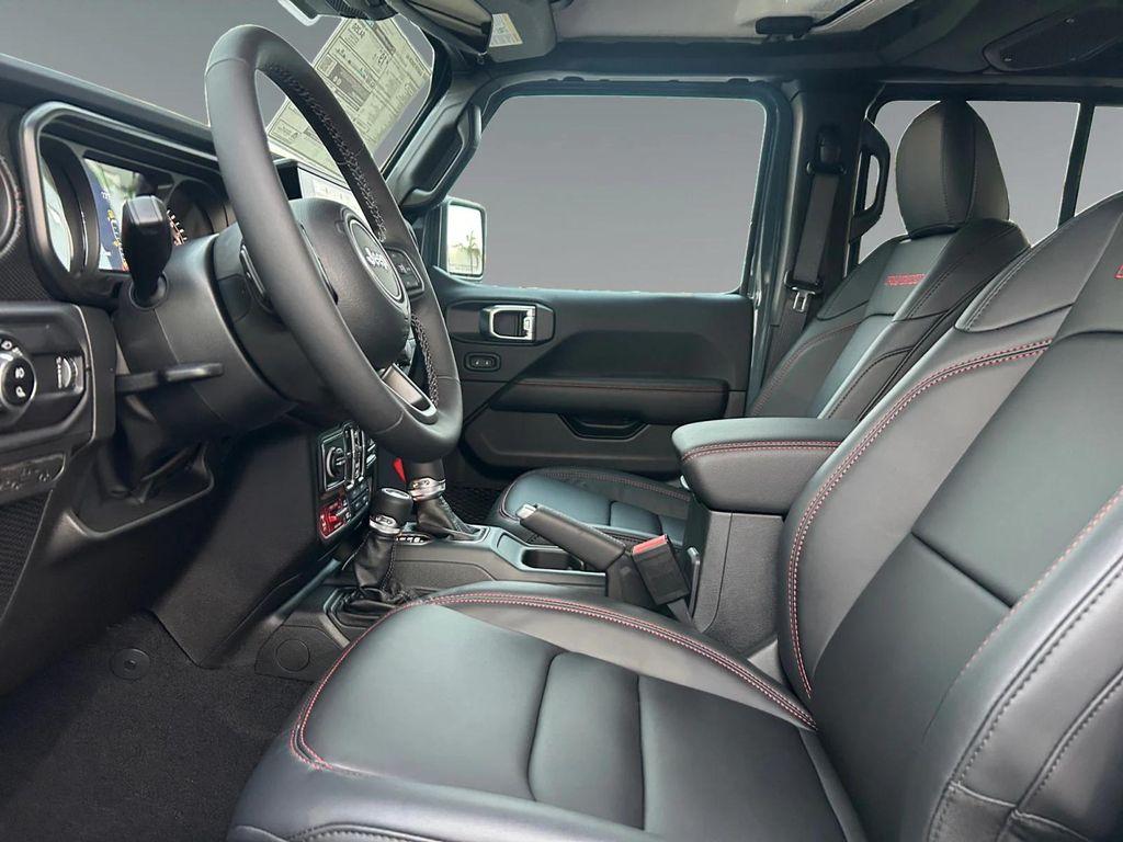 new 2025 Jeep Gladiator car, priced at $61,420