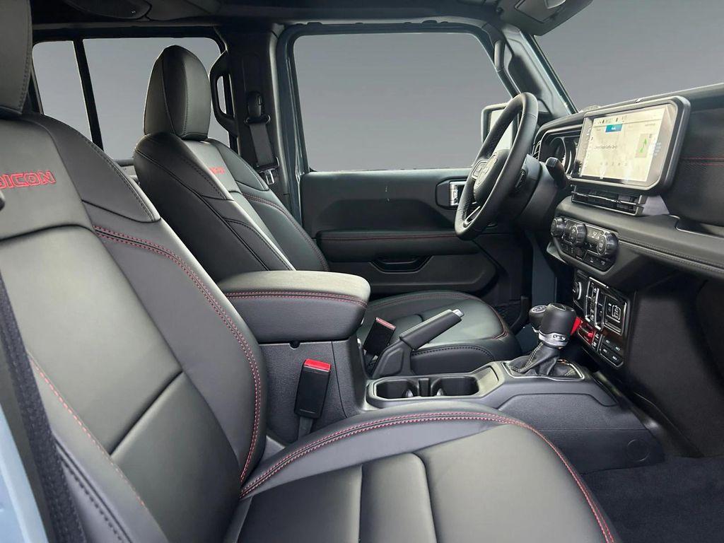 new 2025 Jeep Gladiator car, priced at $61,420
