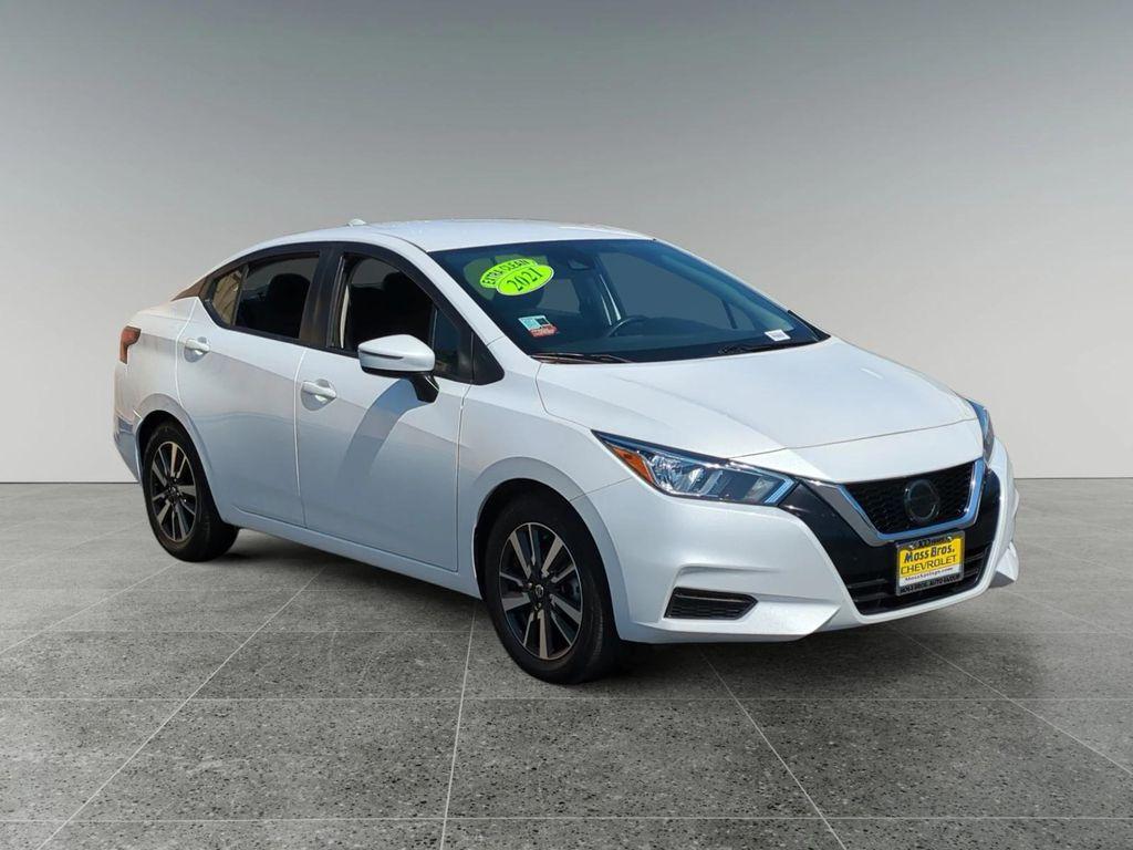used 2021 Nissan Versa car