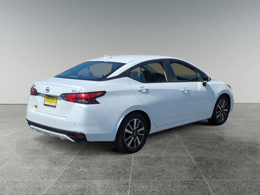 used 2021 Nissan Versa car