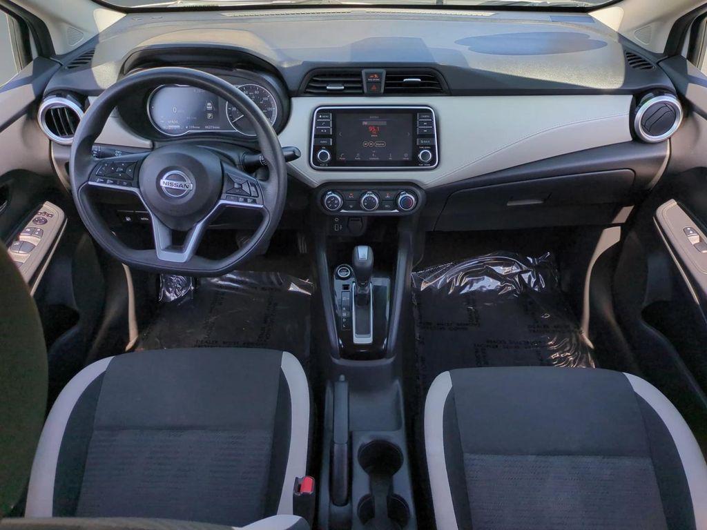 used 2021 Nissan Versa car