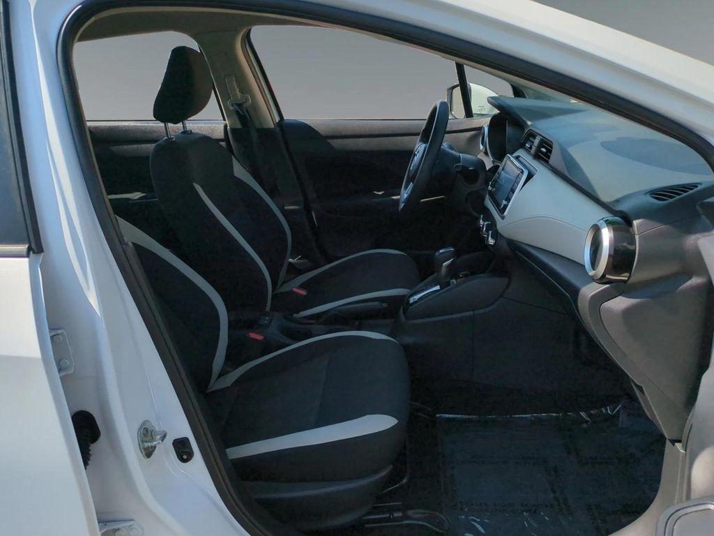 used 2021 Nissan Versa car