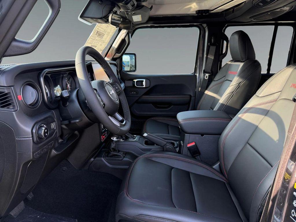 new 2025 Jeep Gladiator car, priced at $59,130