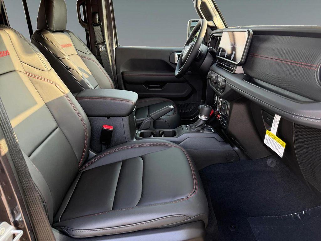 new 2025 Jeep Gladiator car, priced at $59,130