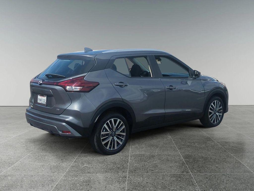 used 2024 Nissan Kicks car