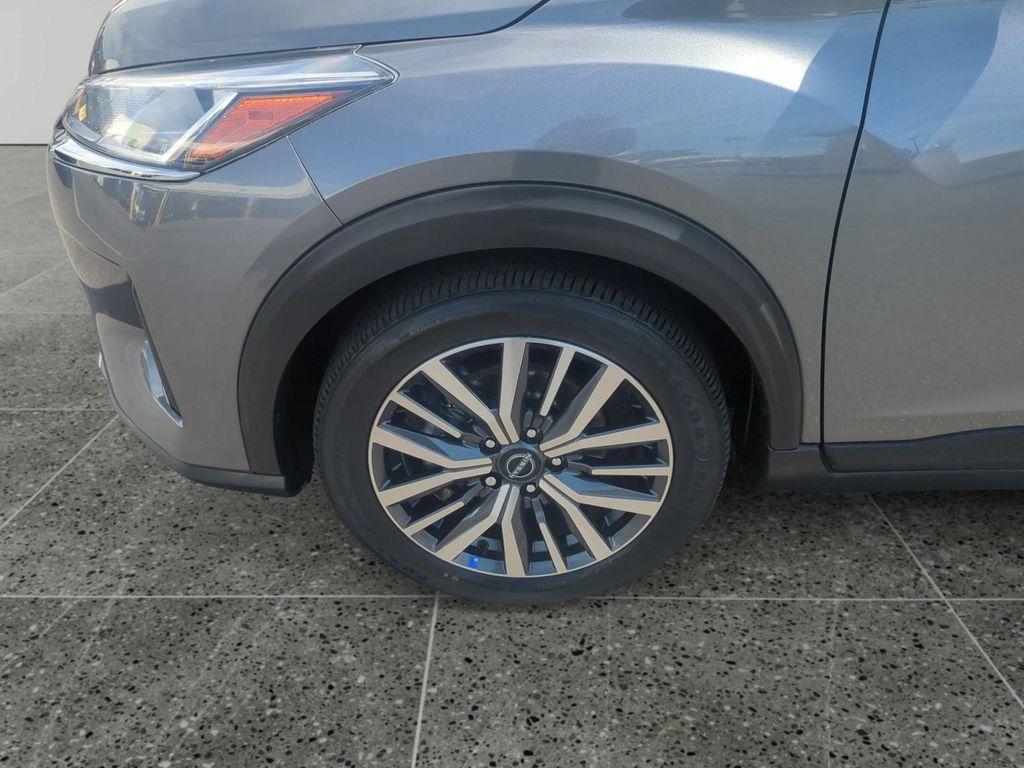 used 2024 Nissan Kicks car