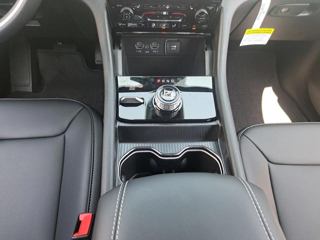 new 2025 Jeep Grand Cherokee car, priced at $47,295