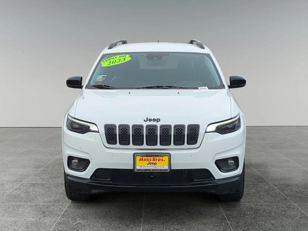 used 2023 Jeep Cherokee car, priced at $23,999