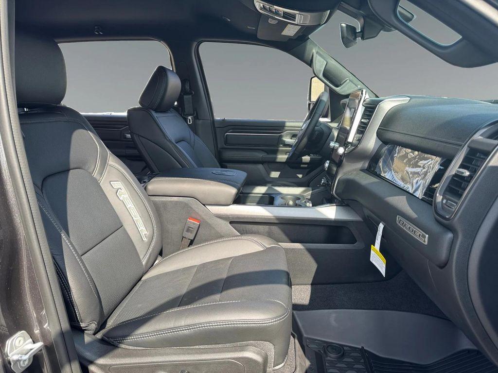 new 2025 Ram 1500 car, priced at $76,155