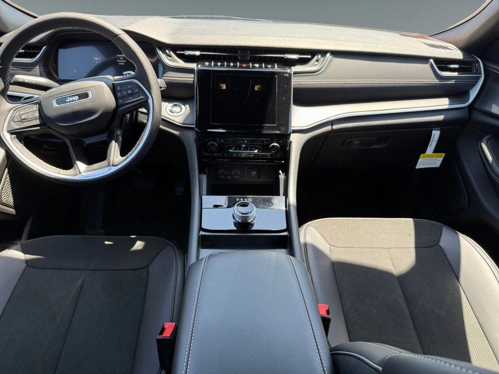 new 2025 Jeep Grand Cherokee L car, priced at $48,655