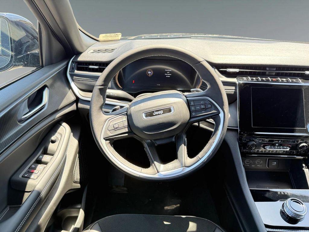 new 2025 Jeep Grand Cherokee L car, priced at $48,655