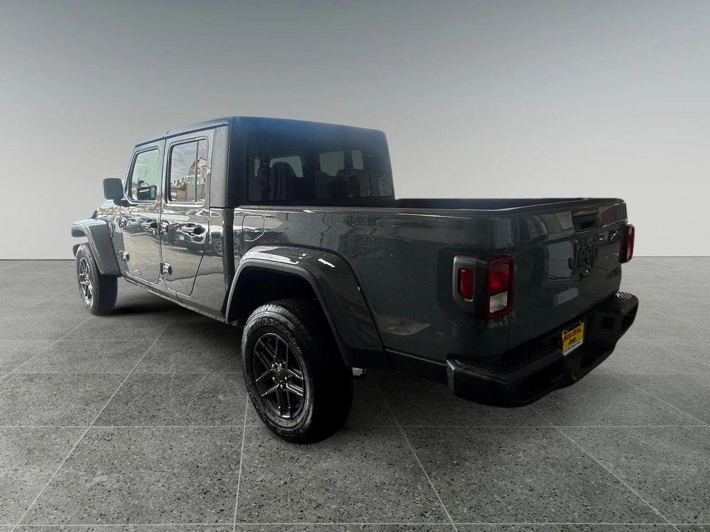 new 2025 Jeep Gladiator car, priced at $50,400