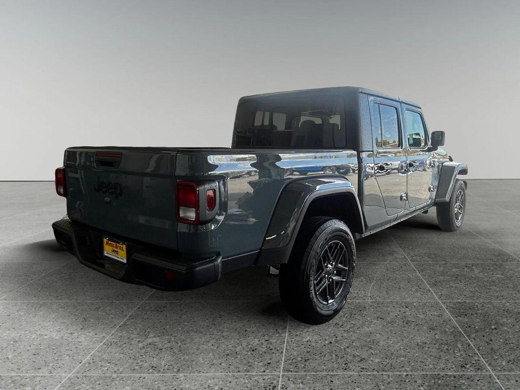 new 2025 Jeep Gladiator car, priced at $50,400