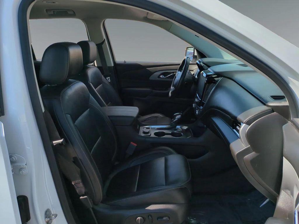 used 2021 Chevrolet Traverse car