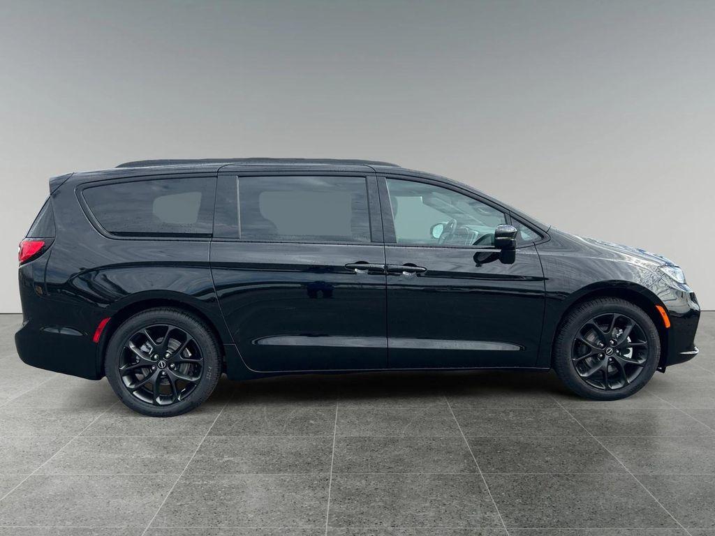new 2026 Chrysler Pacifica car, priced at $48,305