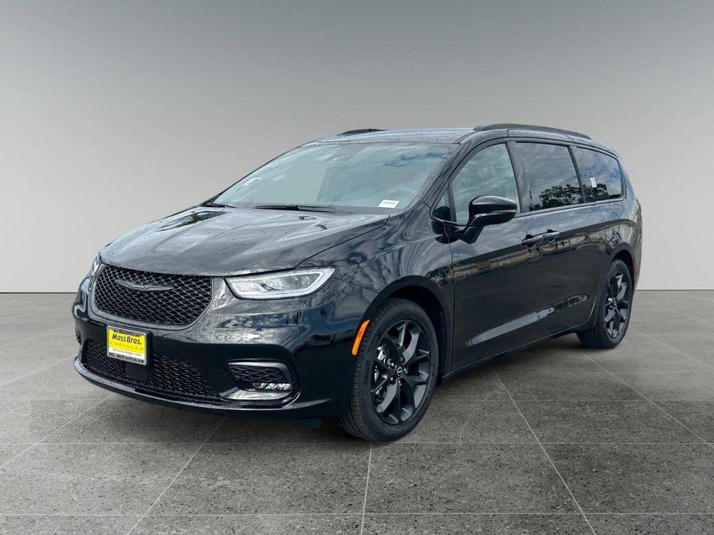 new 2026 Chrysler Pacifica car, priced at $48,305